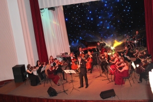 Подих весни